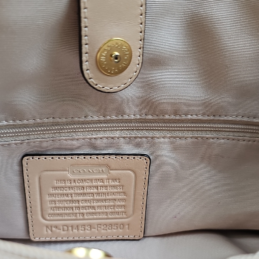 Coach Classic Monogram with Teal Glitter Heritage Stripe Like Brand Spanking New - Picture 3 of 11